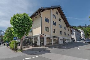 Penthouse Zell City Centre - Near ski Lift Lake