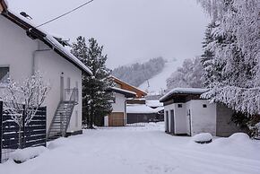 Chalet Love the Alps EG Near ski Lift
