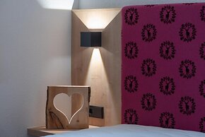 Chalet Love the Alps EG Near ski Lift