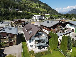 Fourteen 3 0 Zell am See S P
