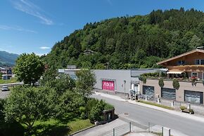 Fourteen 3 0 Zell am See S P