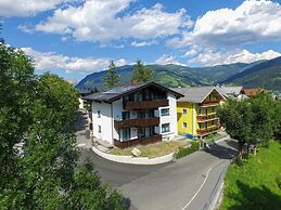 Finest Villa Zell am See - Penthouse Sauna