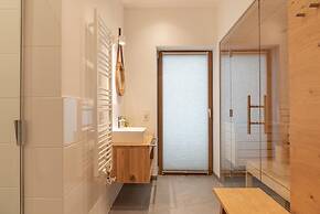 Finest Villa Zell am See - Penthouse Sauna