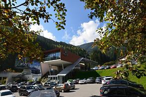 Ski Chalet Jim 300 m From ski Lift