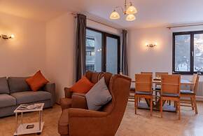 Apartment Six T Nine Balcony Near ski Lift