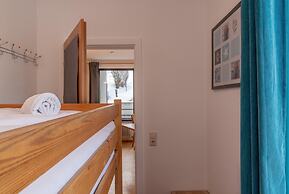 Apartment Six T Nine Balcony Near ski Lift