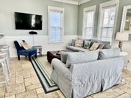 Sea View Play 3 Bedroom Home by RedAwning