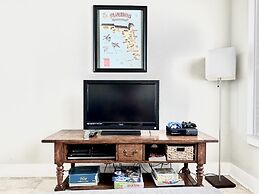 Sea View Play 3 Bedroom Home by RedAwning