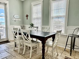 Sea View Play 3 Bedroom Home by RedAwning