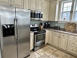 Sea View Play 3 Bedroom Home by RedAwning