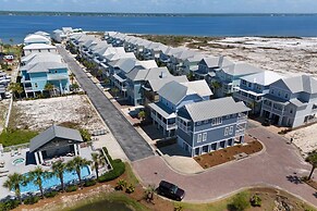 Sea View Play 3 Bedroom Home by RedAwning