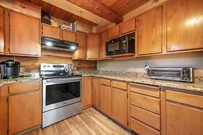 Rowland Log Cabin 3 Bedroom Home by RedAwning