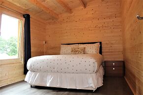 Stunning 5-bed Cabin in Ashton Under Hill