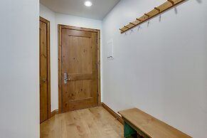 Spacious Studio Condo With Lift View At Elkhorn Lodge 1 Bedroom Condo 