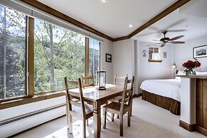 Spacious Studio Condo With Lift View At Elkhorn Lodge 1 Bedroom Condo 