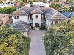 Luxury Home Villa D' Amore Southern Florida Paradise Sleeps 10 5 Bedro