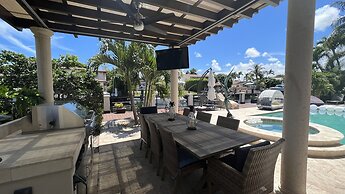 Luxury Home Villa D' Amore Southern Florida Paradise Sleeps 10 5 Bedro