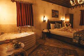 Tale Cave INN