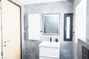 Luxury Apt in the center of Glyfada