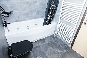 Luxury Apt in the center of Glyfada