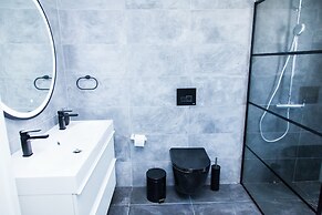 Luxury Apt in the center of Glyfada