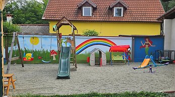 Avrigelli, Baby&kids Friendly