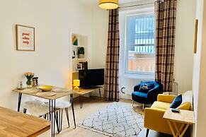 Charming 1 Bedroom Apartment in the Heart of Edinburgh