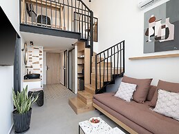 Calla Luxury Seafront Suites