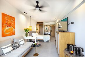 Calla Luxury Seafront Suites