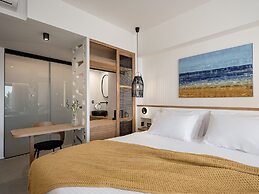 Calla Luxury Seafront Suites