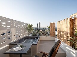 Calla Luxury Seafront Suites