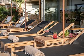 Calla Luxury Seafront Suites