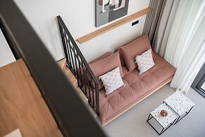 Calla Luxury Seafront Suites