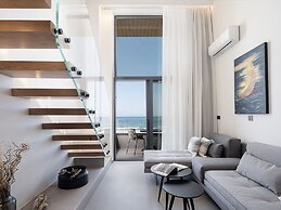 Calla Luxury Seafront Suites