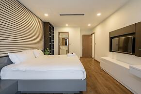 Vinhomes Luxury-Christine Apartment
