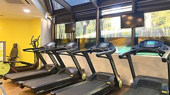 BCI- Flats Corporate Plaza By Anora Spaces