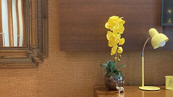 BCI- Flats Corporate Plaza By Anora Spaces