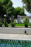 Icon Beach Suites Hotel