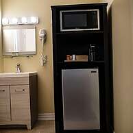 Skyland Motel Inn & Suites