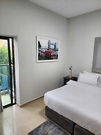 Hotel H7 tlv