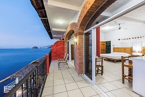 Traditional Sierra Leon Oceanfront Rooms