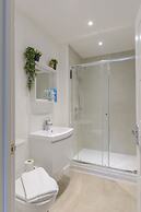 Crescent House Apartments