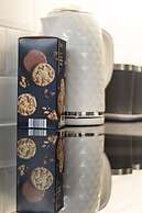 Crescent House Apartments