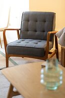 Crescent House Apartments