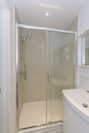 Crescent House Apartments