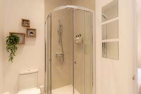 Crescent House Apartments