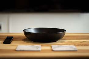 Crescent House Apartments