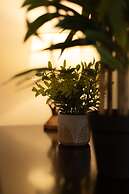 Crescent House Apartments