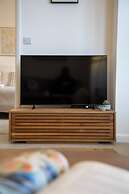 Crescent House Apartments