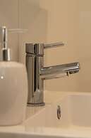 Crescent House Apartments